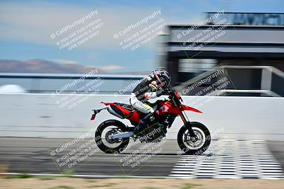 media/Mar-25-2024-Moto Forza (Mon) [[8d4319bd68]]/3-Intermediate Group/Session 4 (Front Straight Speed Pans)/